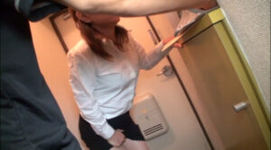 快感おもらし熟女