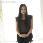 好きになるのに、1秒もかからない美貌と名器―。 才色兼備な現役受付嬢 高坂ニナ 31歳 AV DEBUT