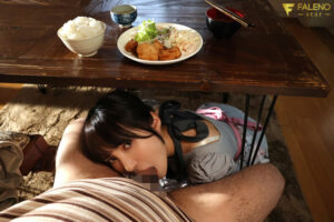 義父に犯され睨みイキし続ける巨乳妻 小野夕子