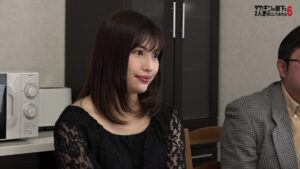 欲求不満の妻をデカチンの部下と2人きりにしてみたら6