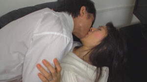 誰にも言えない･･･娘の夫に無理やり抱かれたなんて･･･