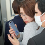 愛液を垂れ流し絶頂が止まらない巨尻母 巨尻教育ママ