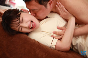 自宅エステサロンに性欲モンスター襲来！ 東山みえ