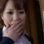 綺麗でいやらしい叔母さんの悩殺ボディと超絶淫乱ぶりで玩ばれた僕 優月良花