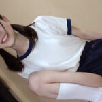 工藤ララ 華奢な美白娘 神ブルマ 美少女やぽっちゃり娘らにピチピチブルマ＆体操着を着せ、ハミパン、ムレムレワレメを毛穴まで見えるほどの超ドアップ接写！さらに尻コキ、着衣お漏らし放尿やブルマぶっかけ等ブルマ好きに送る完全着衣フェチAV