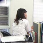 覗き見 盗撮 人妻たちのいやらしい秘密の情事 VOL.4 「ここでこんな事しちゃダメ!気持ち良くなっちゃうから・・・」