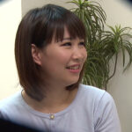 主婦仲間の上品でマジメな人妻にエロ仕掛けガチモニタリング Vol.5 「誰か来ちゃうからヤメて!」と言いながらも感じまくる素人奥さん