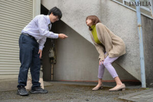 義理の息子に寸止めリモバイ責めされて淫乱化した人妻