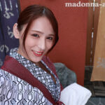 【VR】初VR 広瀬ゆり 超高画質8K 妻の友人と二人きりで日帰り旅行のハズがヤリ足りなくて…延泊してハメ狂った中出し温泉不倫