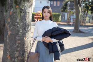 45歳 今が一番キレイな私だって事 主人(あの人)に伝えたいんです 馬場紗奈 素人人妻がAV初出演