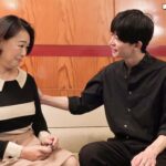 婆ちゃん、イケメンを買う。(1)~初めての女性専門風俗でフレッシュチンポに舌鼓