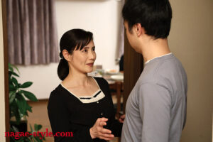 熟母34 ~父の近くで母と息子の不道徳セックス~ 平岡里枝子