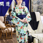 温泉旅行で結ばれた母と息子の禁断の愛