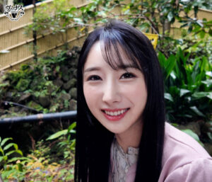 人妻中出し温泉不倫旅～夫に内緒でハメまくりの一泊二日、背徳SEXドキュメント～ 小野坂ゆいか