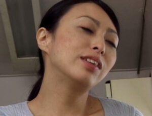 ハードレズ団地妻 井戸端貝合わせ