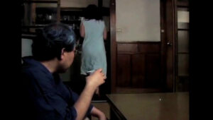 おばさんの濡れた下半身 イヤラシい熟女の性行為