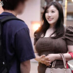 バイト先で働く美しい人妻を家に連れ込み中出しセックス 櫻木みなと