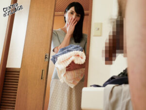 孫に欲情した五十路祖母 鶴川牧子