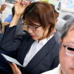 パンティ越し指マン羞恥3 言い訳できないほど愛液で濡れた巨尻を震わせイキ乱れる美熟女